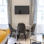 Comfy 1Br In Central Vienna With Great Amenities